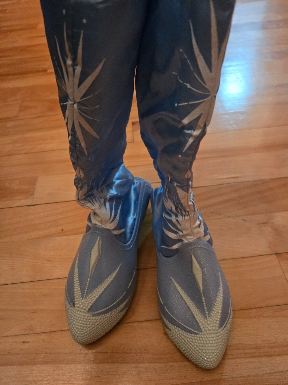 Kids Halloween Elsa Boots.